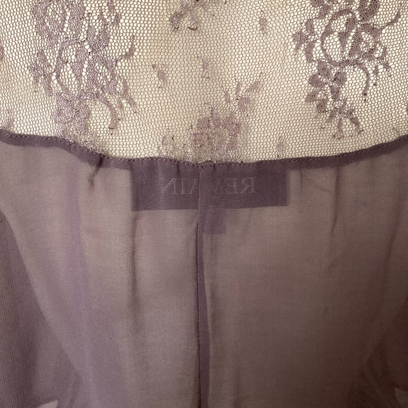 Blouse with lace trim on shoulders (see through) - Picture 4 of 6